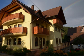  TEMPFER Apartments & Rooms PLANICA  Краньска Гора